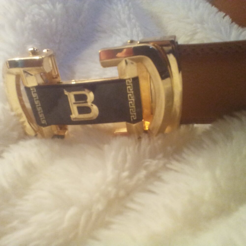 Men's Brown Rachet Belt 42" w/Black/Gold Buckle (Letter B) w/Greek Key accent